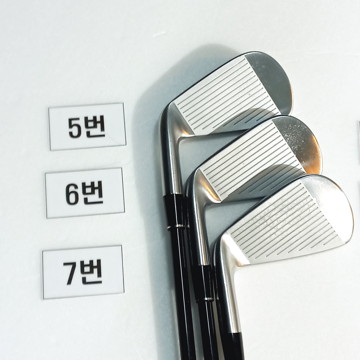 던롭 SRIXON Z585 【5,6,7,8,9,PW,AW,SW】 Miyazaki R